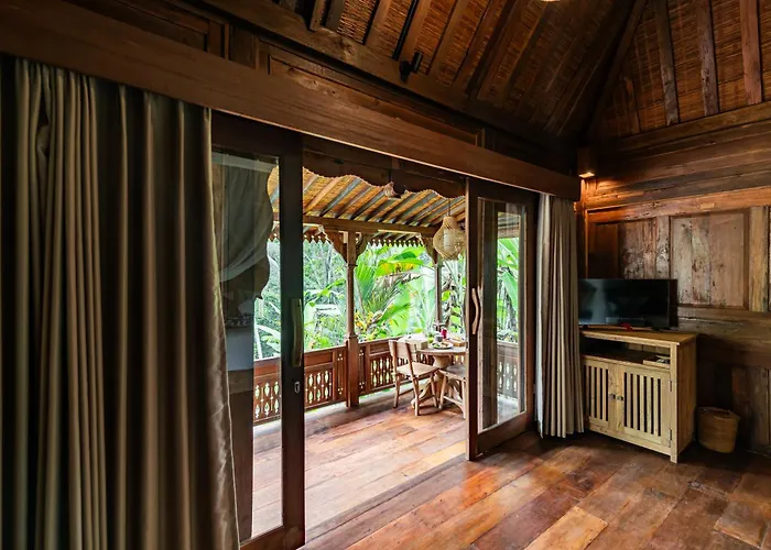 Madani Antique Villas Ubud 